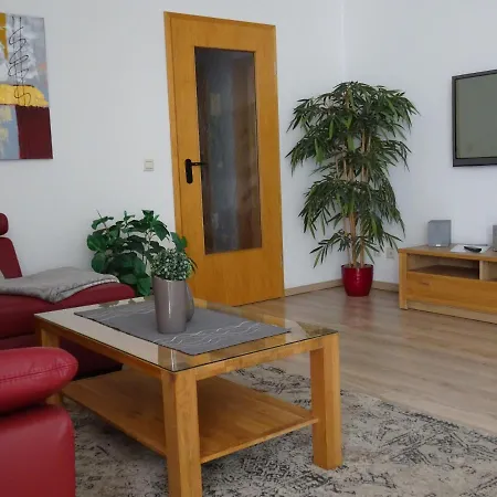 Ferienwohnung Am Stadtpark Apartman Chemnitz