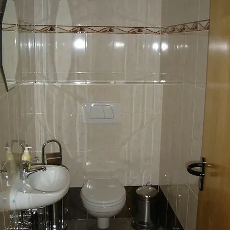 Ferienwohnung Am Stadtpark Apartman *